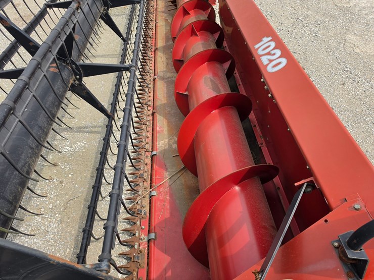 2005-case-ih-1020-image-3