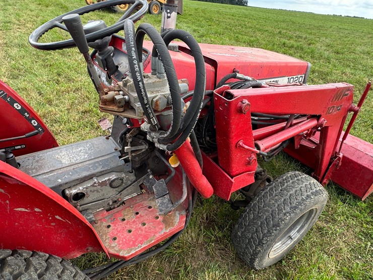 massey-ferguson-1020-image-16