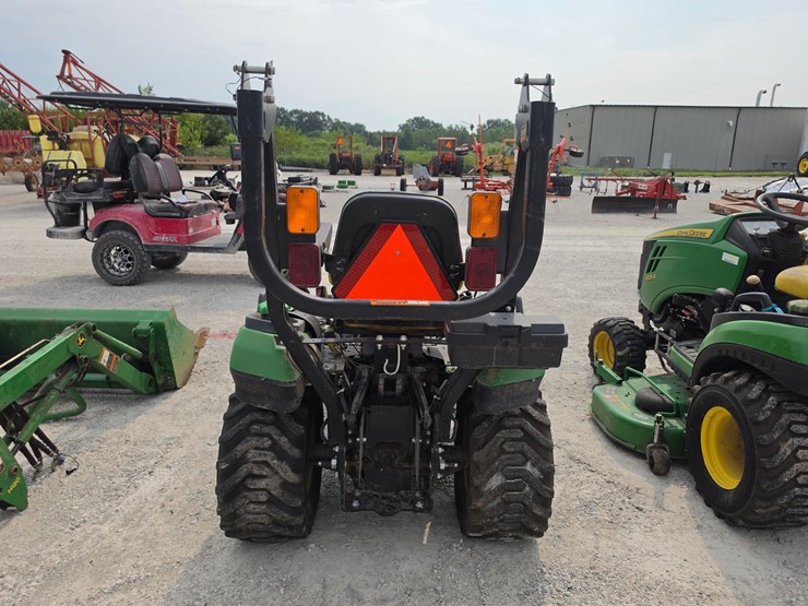 2016-john-deere-1025r-image-20