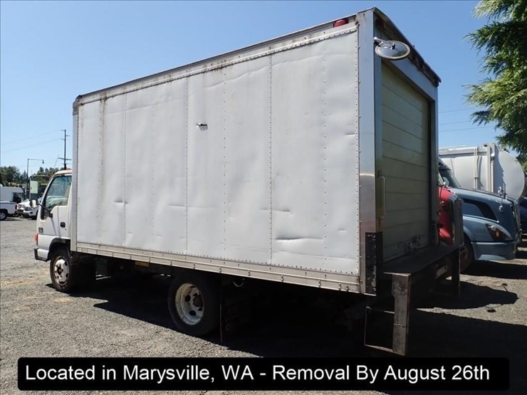 2005-chevrolet-w5500-image-7