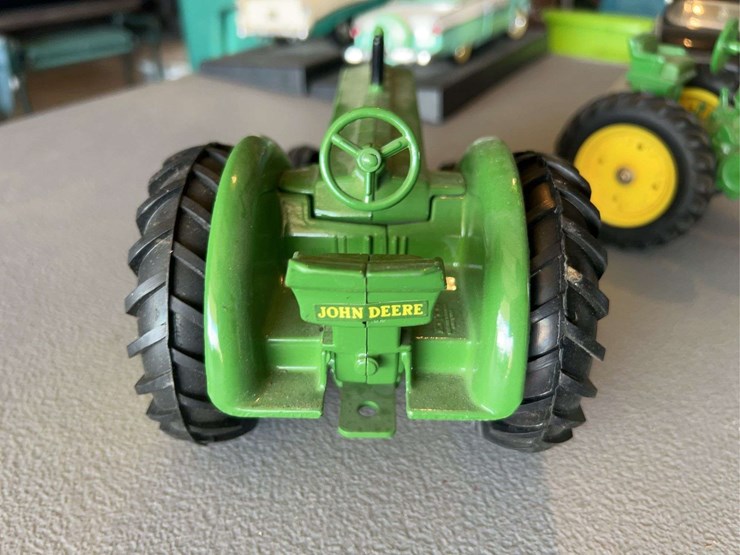 john-deere-16-image-6