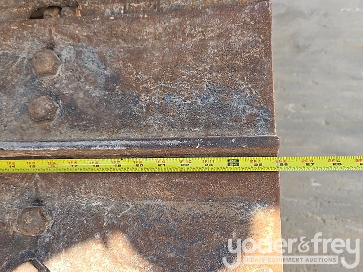 2019-caterpillar-d5k2-image-19