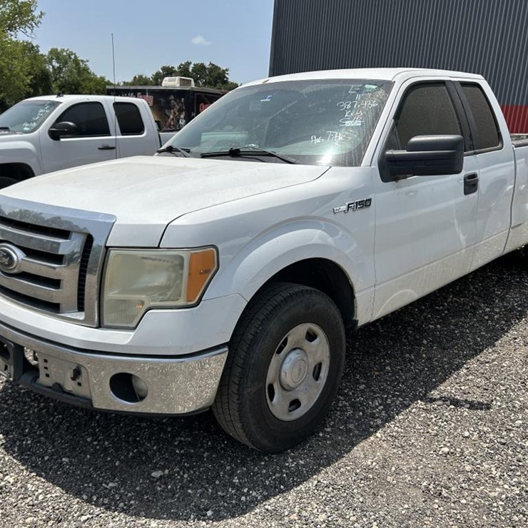 2011 FORD F150 XLT