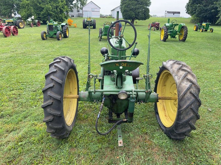 john-deere-h-image-4