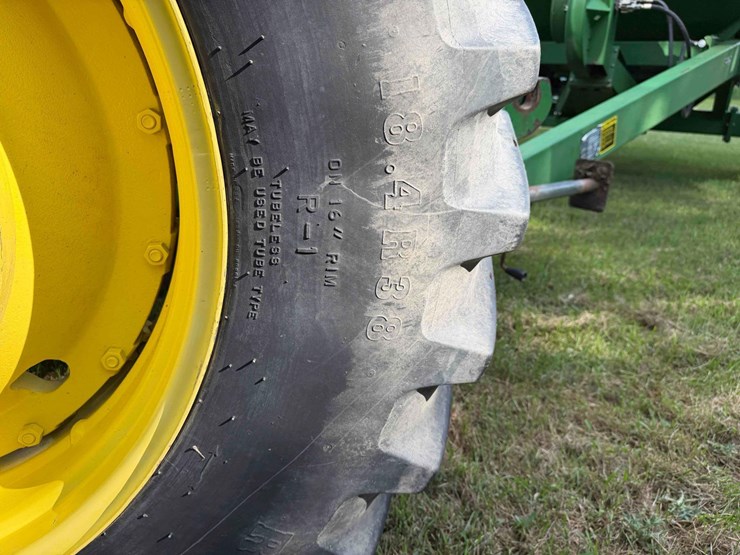 john-deere-4450-image-25