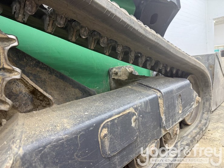 2019-deere-325g-image-22