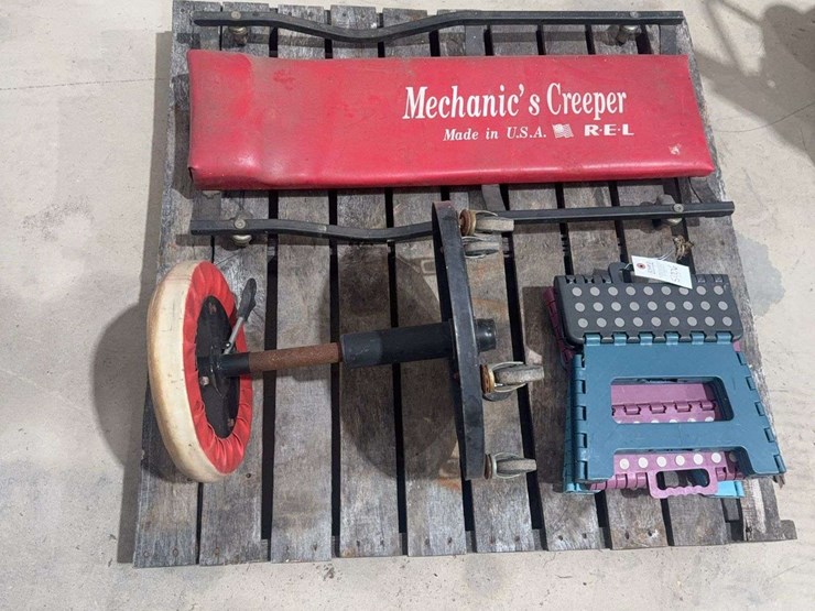 creeper,-mechanics-stool,-folding-stools-image-1