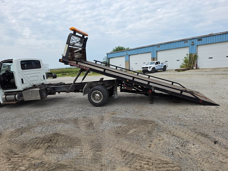 2002-international-durastar-4300-image-33