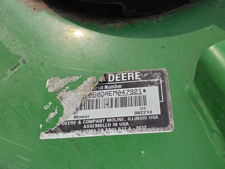 2016-john-deere-1025r-image-12