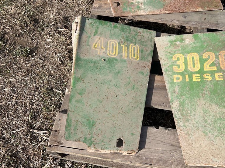 john-deere-10-image-3