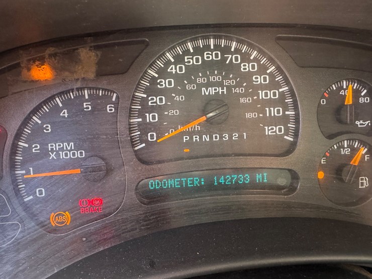 2005-gmc-1500-image-11