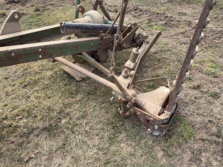 john-deere-no.8-image-11