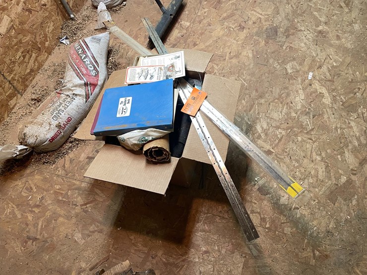 #7139-•-misc.-garage-&-shop-items-image-2