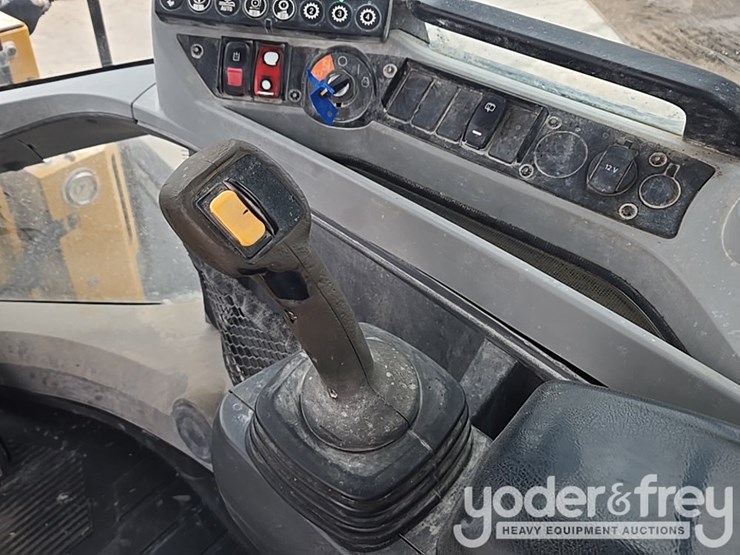 2019-caterpillar-938m-image-60