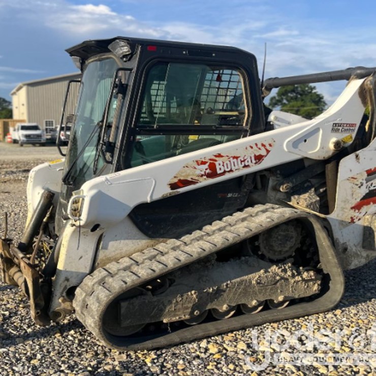 2021 BOBCAT T66