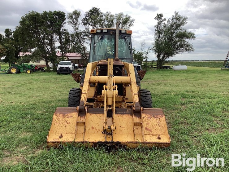 2000-deere-310se-image-2