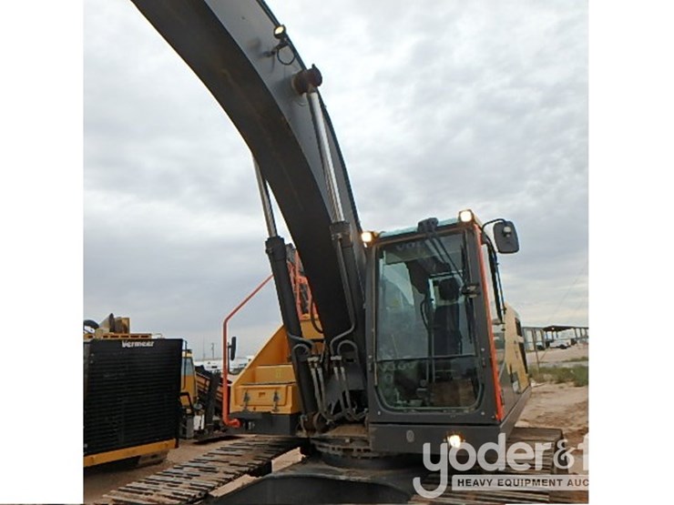 2020-volvo-ec300el-image-12