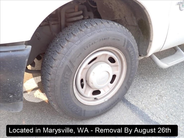 2015-ford-f250-xl-image-26