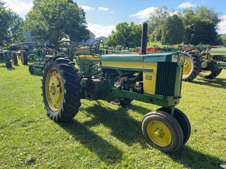 1956-john-deere-620-image-1
