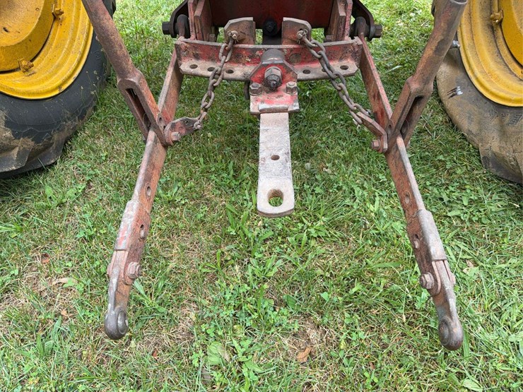 massey-ferguson-33-image-31