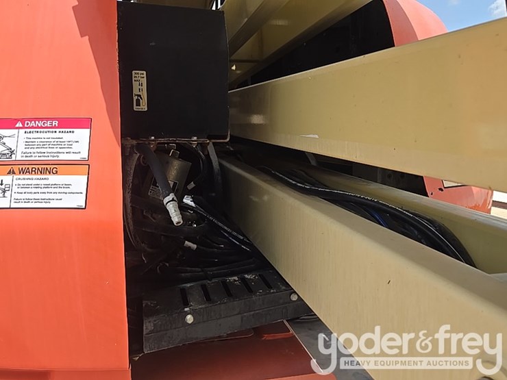 2017-jlg-450aj-image-28