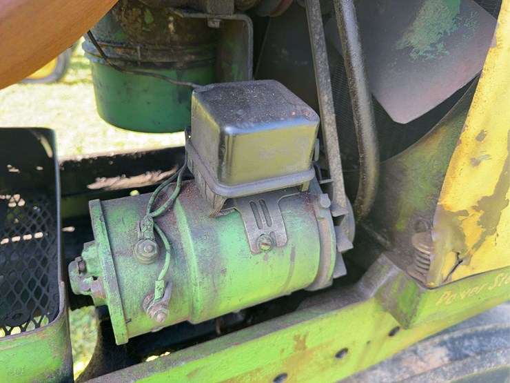 john-deere-630-image-25