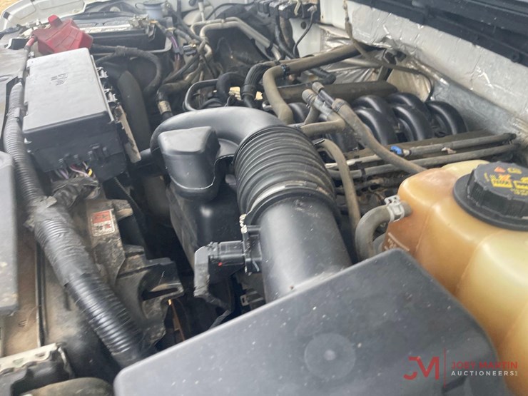 2013-ford-f150-xl-image-18