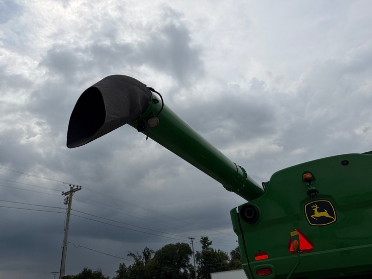 2019-john-deere-s770-image-28