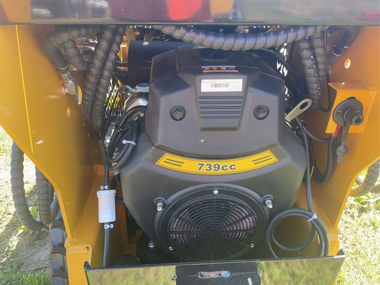agt-mini-skid-steer-loader-image-7