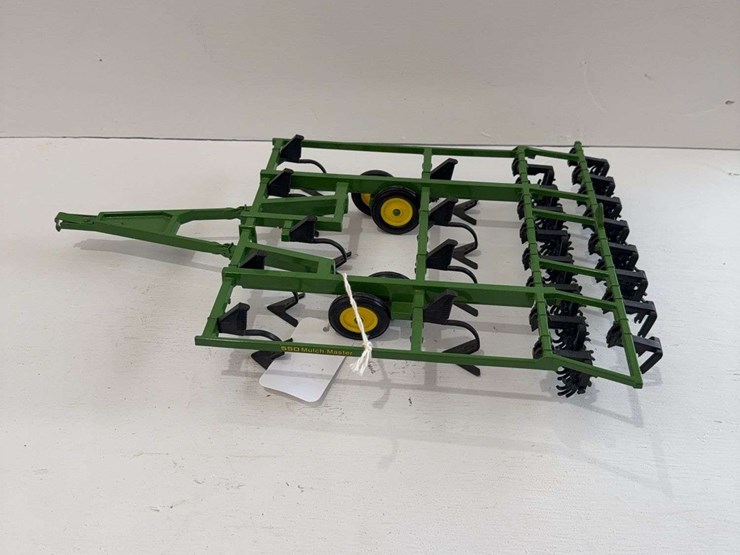 john-deere-550-mulch-master,-plastic-shovels,-metal-frame,-1/16-scale-image-2