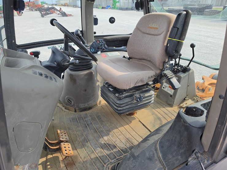 2012-case-580sn-image-9