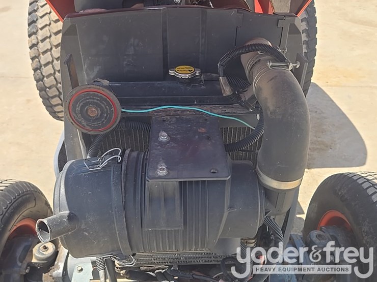 2016-kubota-mx5200d-image-28