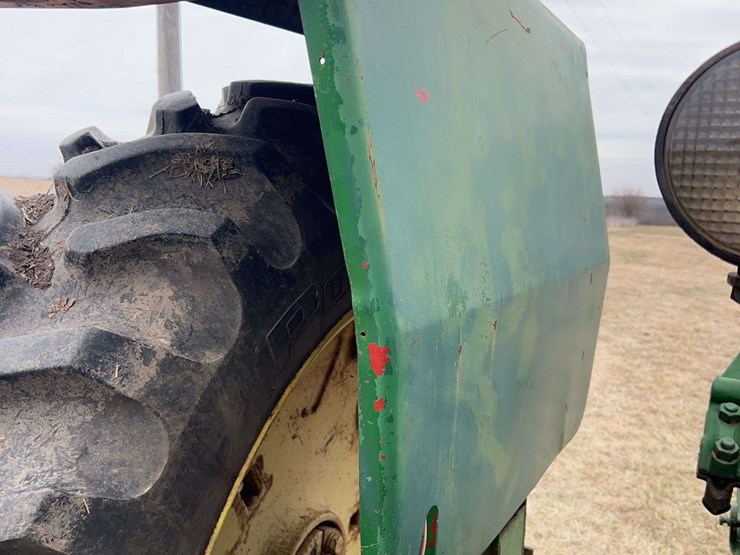 john-deere-70-image-31