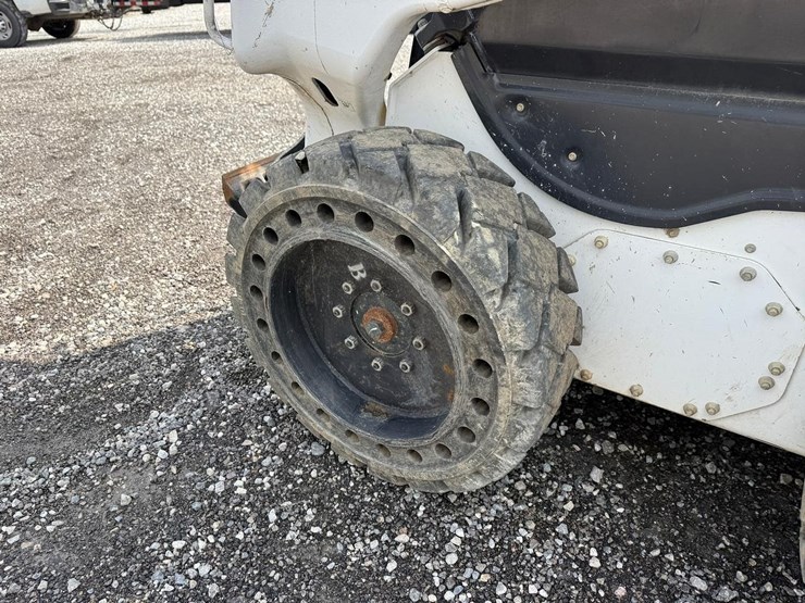 2020-bobcat-s64-image-17