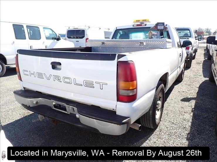 2001-chevrolet-1500-image-10