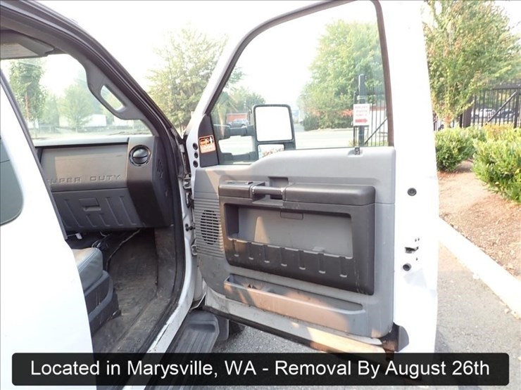 2014-ford-f550-image-18
