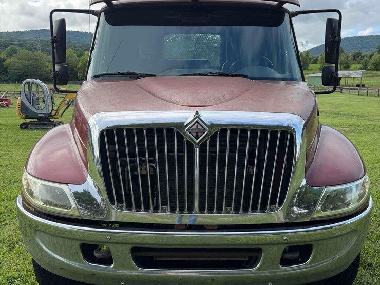 2005-international-durastar-4300-image-8