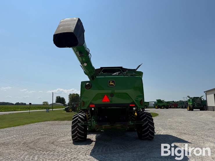 2025-john-deere-s7-800-image-6