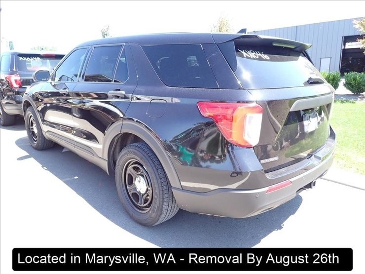 2020-ford-explorer-image-10
