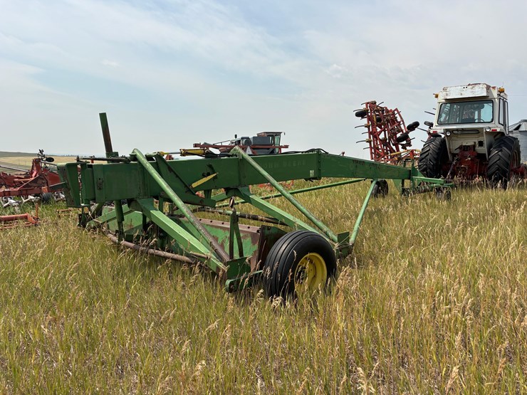 john-deere-land-leveler-image-1