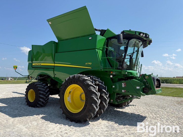 2023-john-deere-s770-image-3