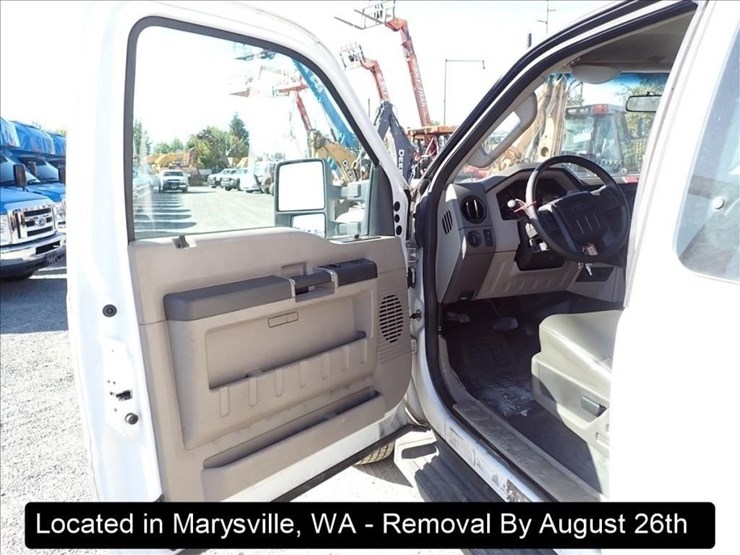 2009-ford-f550-image-14