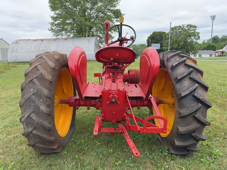 massey-ferguson-44-image-4