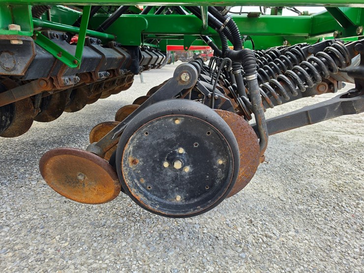 2009-john-deere-1590-image-14
