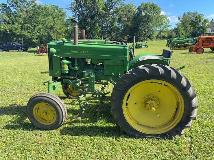 1955-john-deere-40-image-2