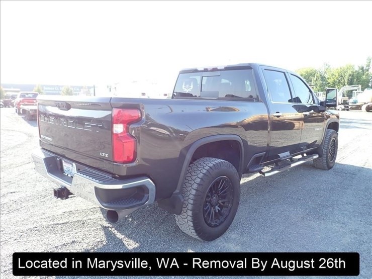 2020-chevrolet-3500-image-18
