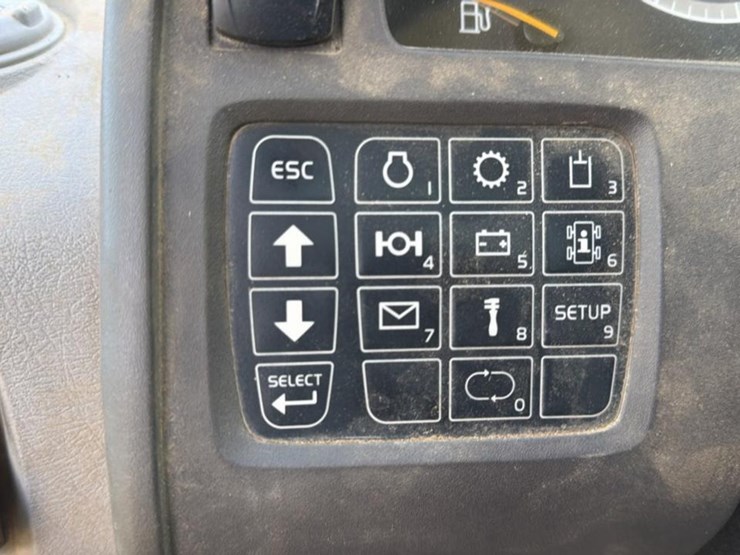 2016-volvo-l60h-image-38