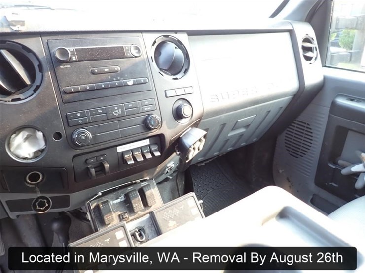 2014-ford-f550-image-27
