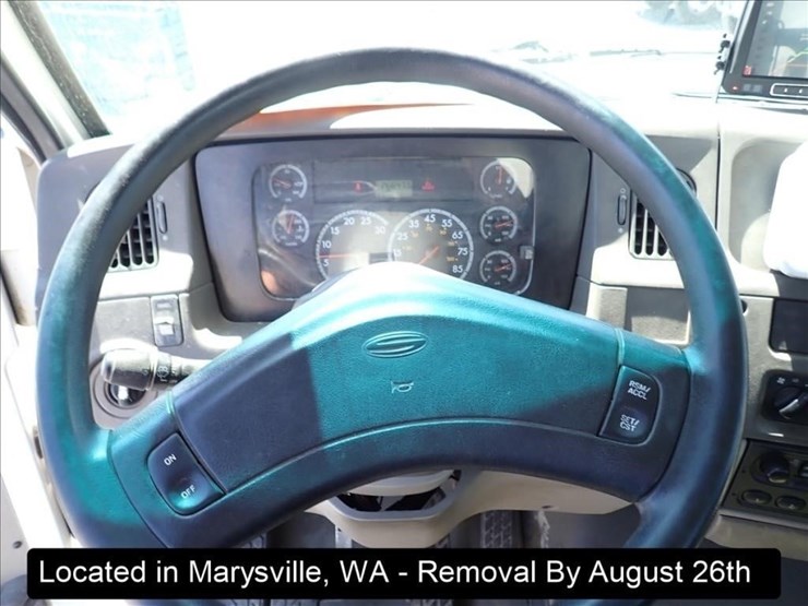 2006-sterling-l9500-image-29