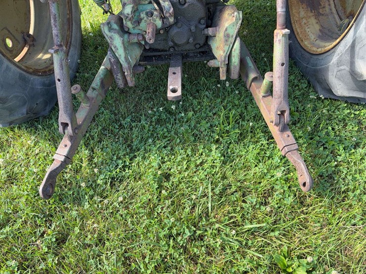 john-deere-630-image-35